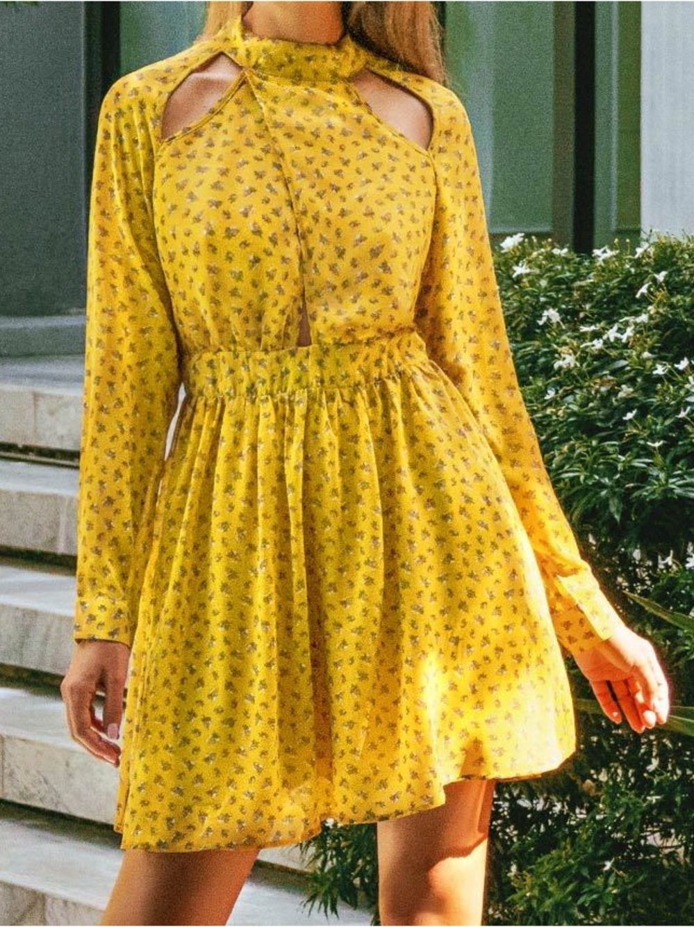 Cupshe Sunshine Floral Cutout Dress in Mustard Yellow Women’s Size Large